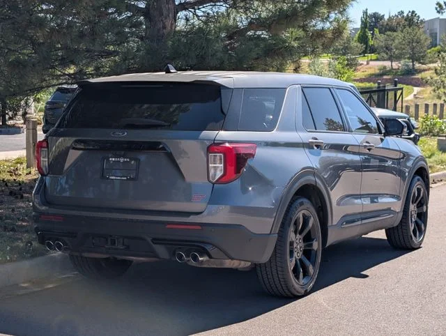 Used 2022 Gray Metallic Ford ST image 3