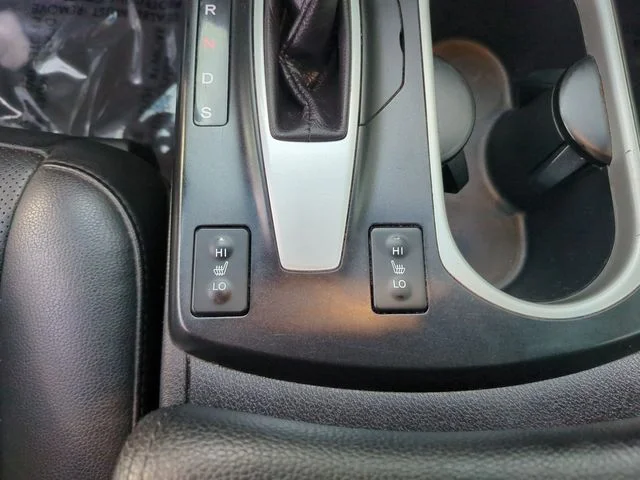 Used 2018 White Acura Technology Package image 25