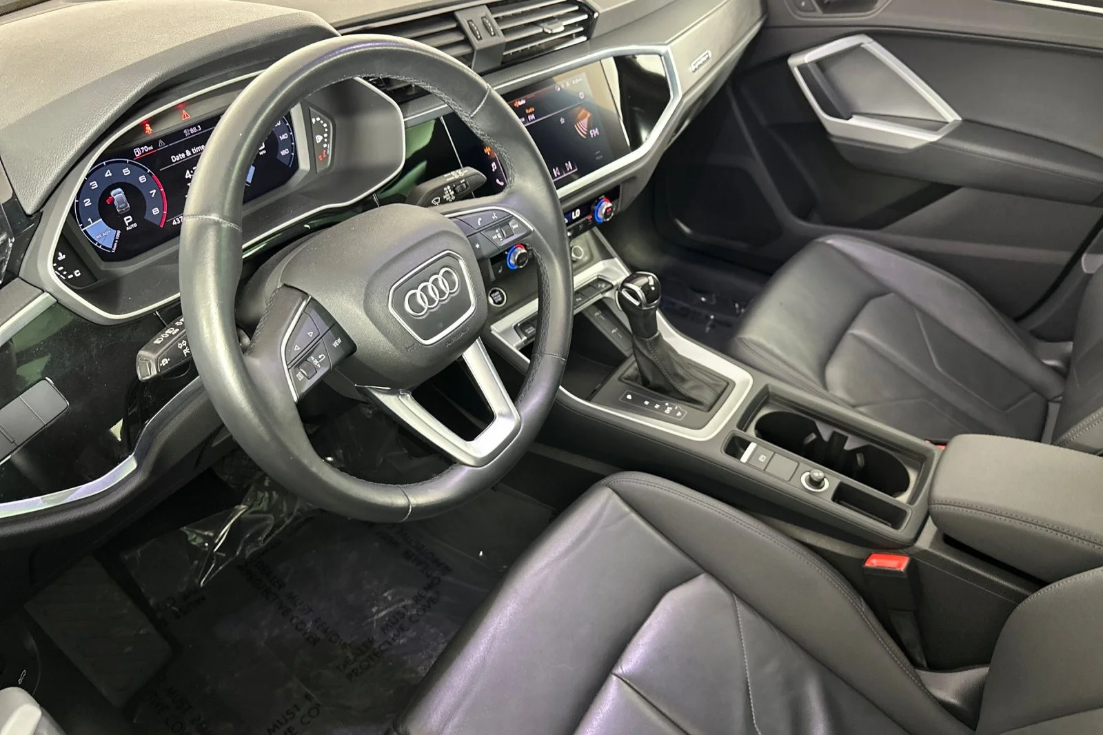 Used 2022 Mythos Black Metallic Audi Premium 40 TFSI quattro image 9