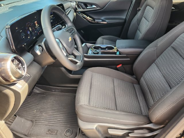 Used 2026 Mosaic Black Metallic Chevrolet LT image 13