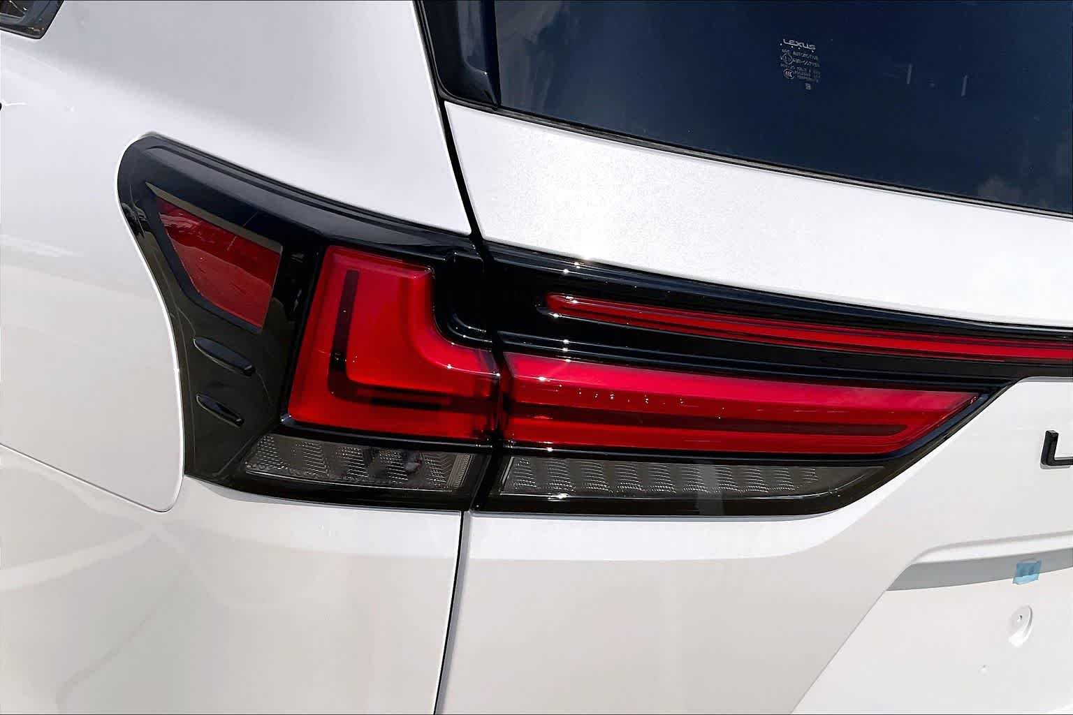 New 2026 Eminent White Pearl Lexus LUXURY image 6