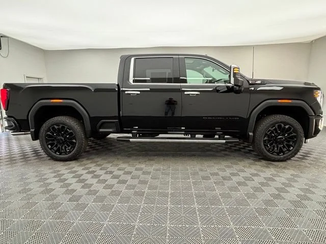 2026 GMC Sierra 2500HD Denali - Photo 9