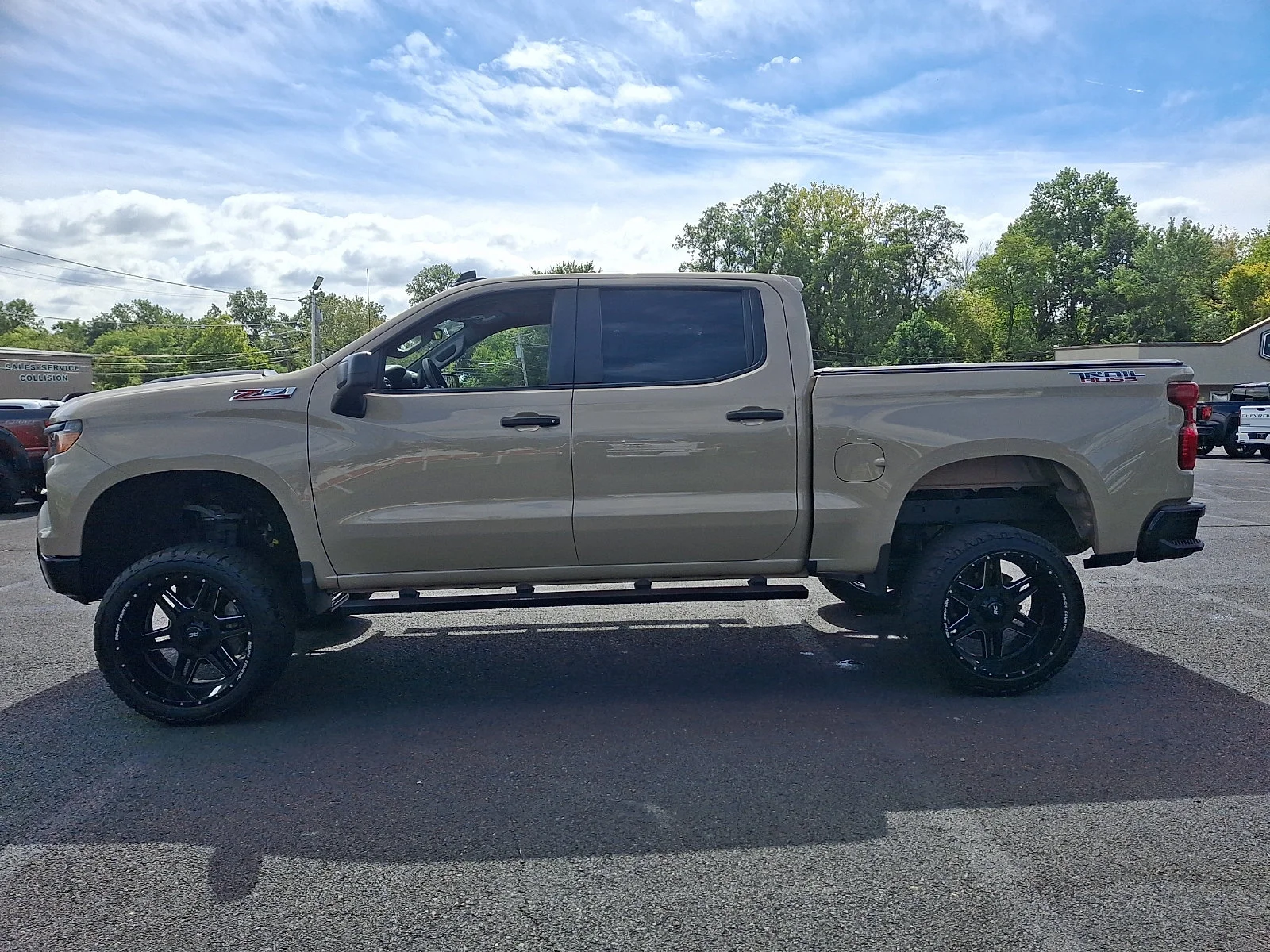 Used 2022 Sand Dune Metallic Chevrolet Custom Trail Boss image 6