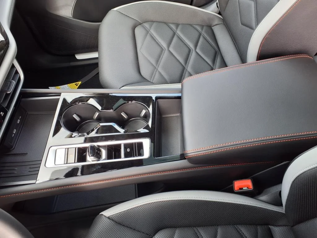 2025 Volkswagen Atlas Atlas Peak Edition - Photo 14