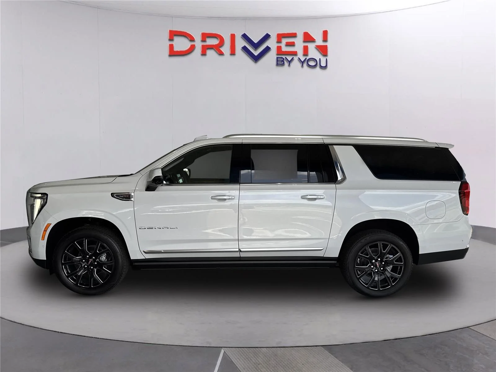 New 2026 Glacier White Tricoat GMC Denali image 7