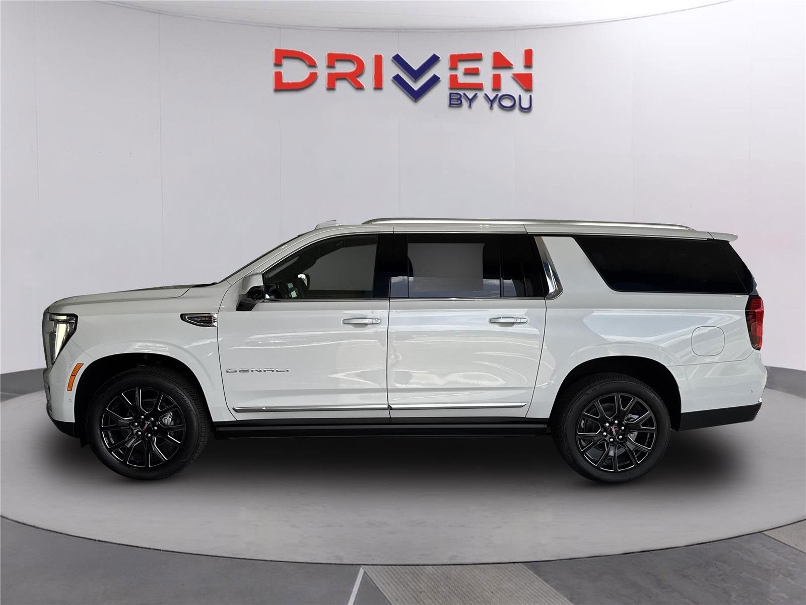 New 2026 Glacier White Tricoat GMC Denali image 7