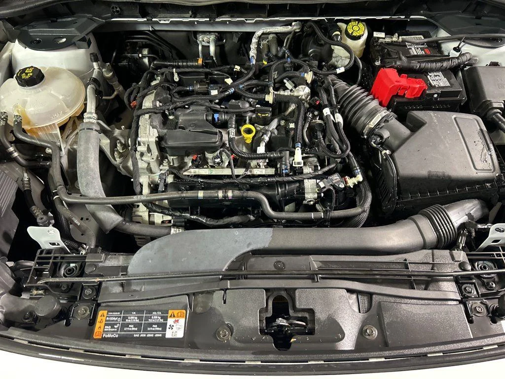 Used 2022 Oxford White Ford SEL image 13