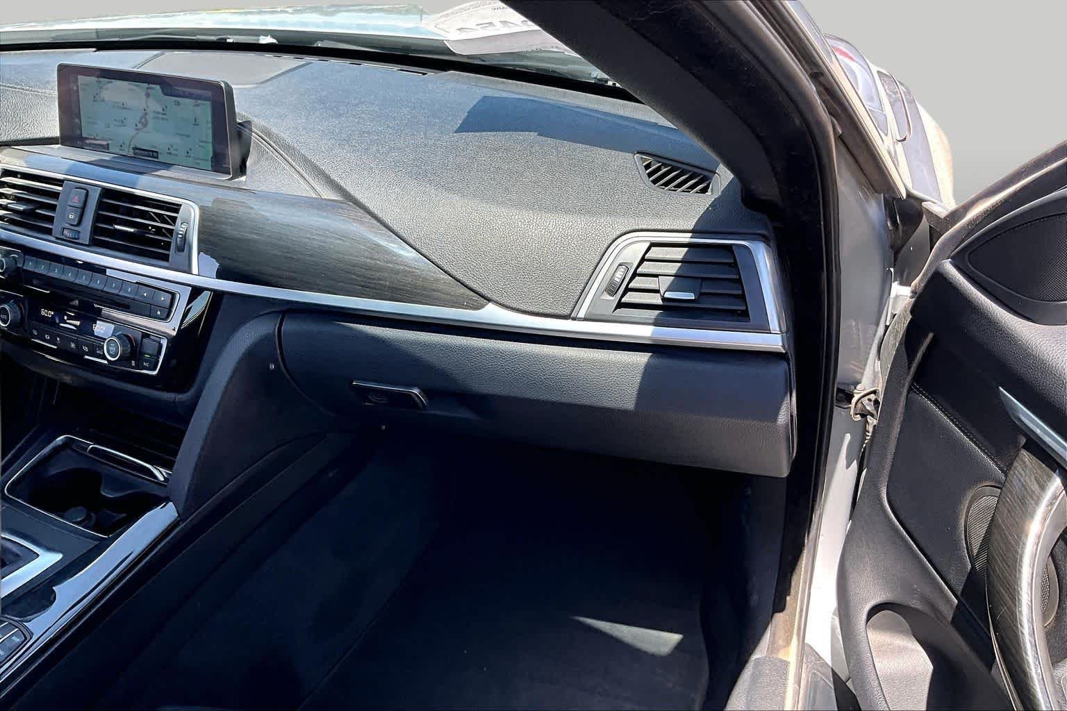 Used 2018 GLACIER SILVER METALLIC BMW 430i xDrive image 15