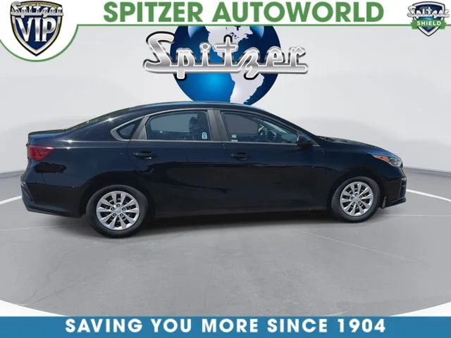 Used 2020 Black Kia FE image 10