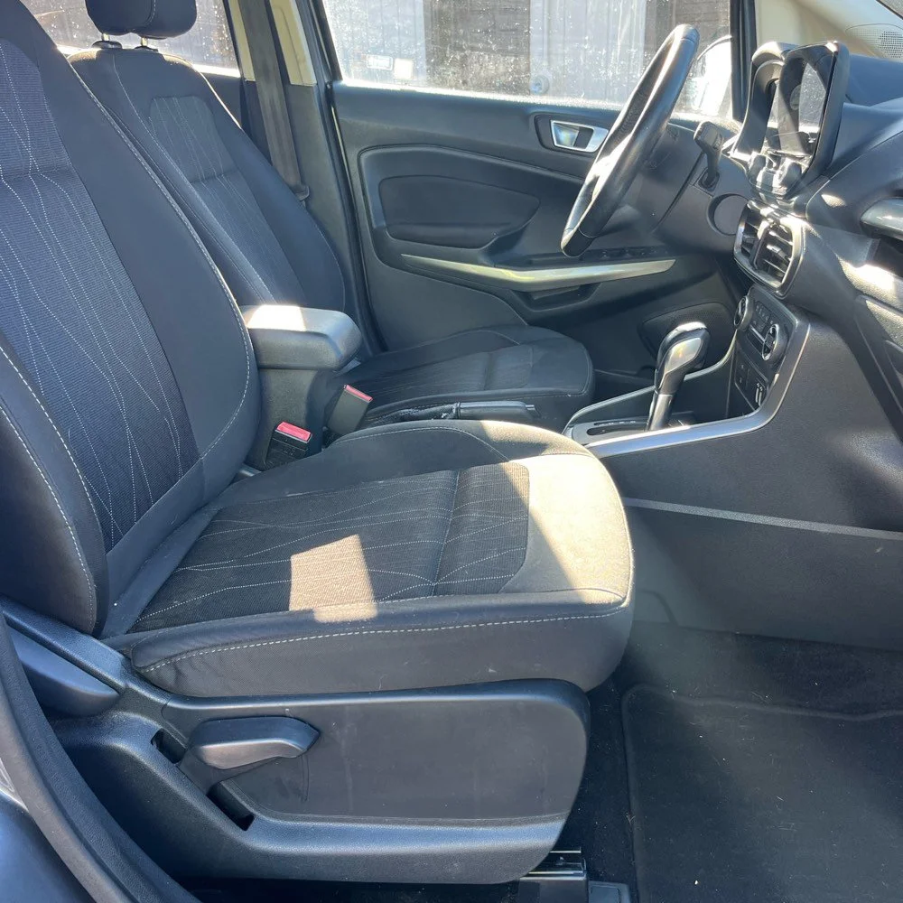 Used 2018 Smoke Metallic Ford SE image 6