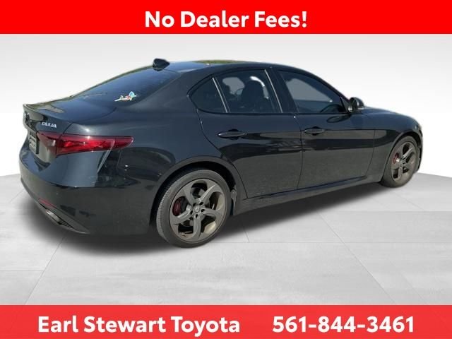 Used 2017 Black Alfa Romeo Base image 4