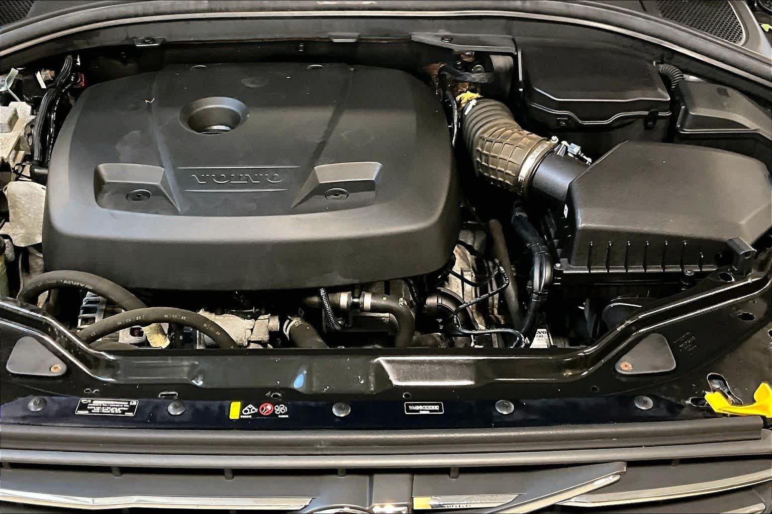 Used 2016 Magic Blue Metallic Volvo T6 Drive-E image 29