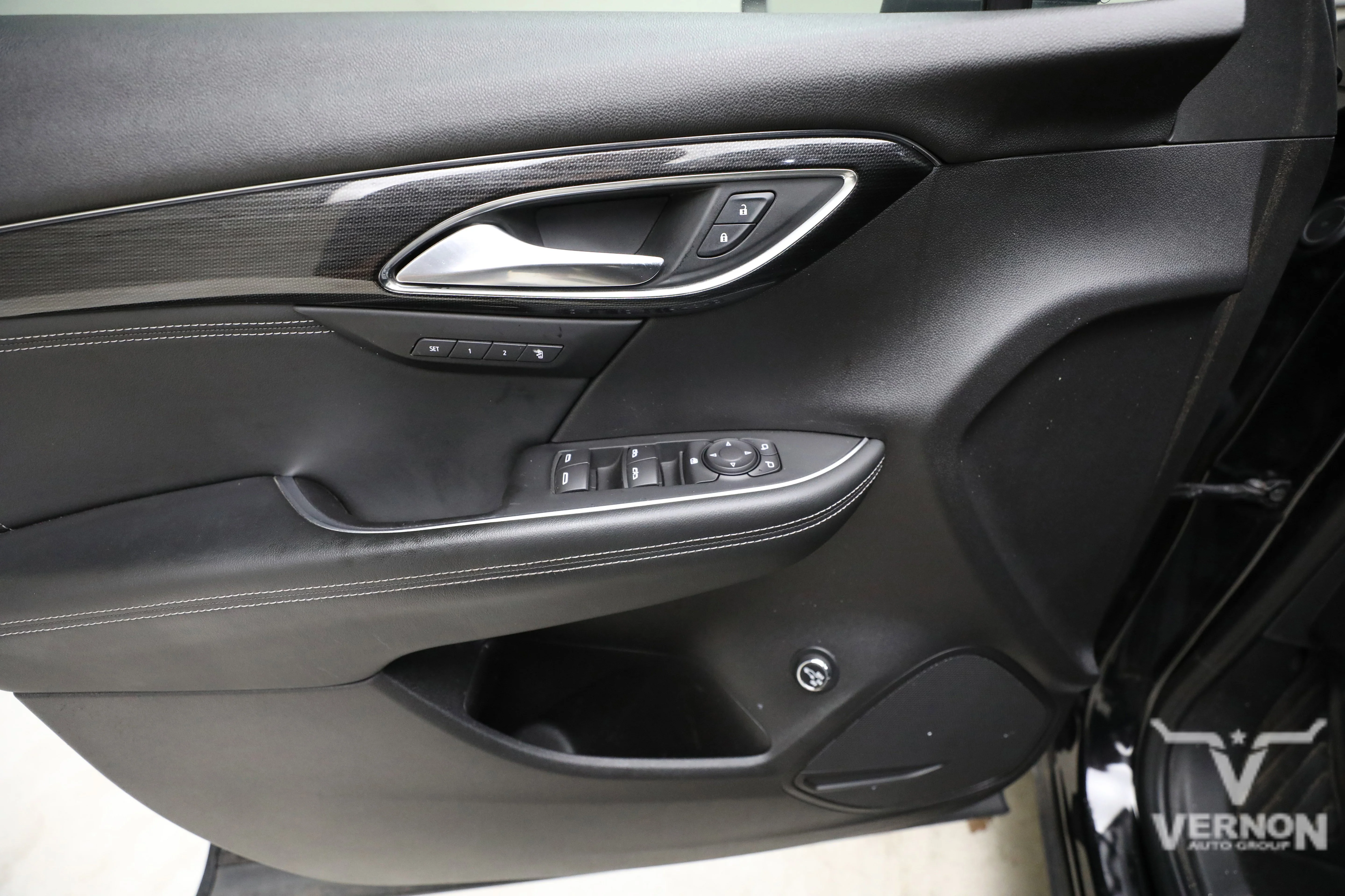 Pre-Owned 2022 Buick Envision Essence