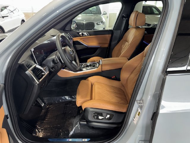 New 2026 Brooklyn Grey Metallic BMW sDrive40i image 15