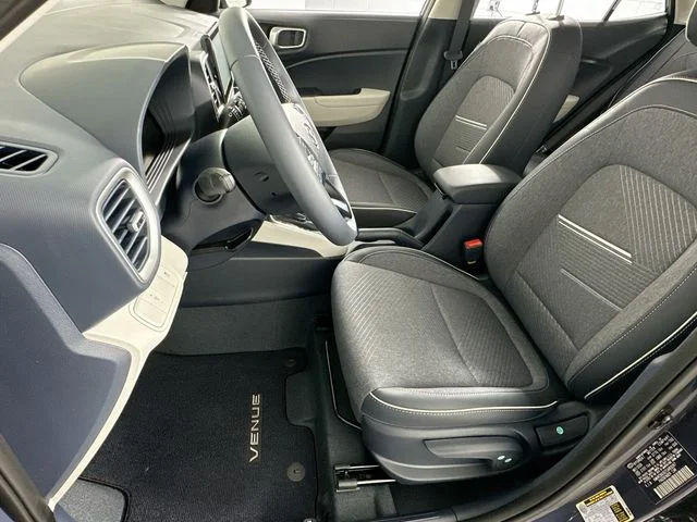 New 2026 White Hyundai SEL image 9