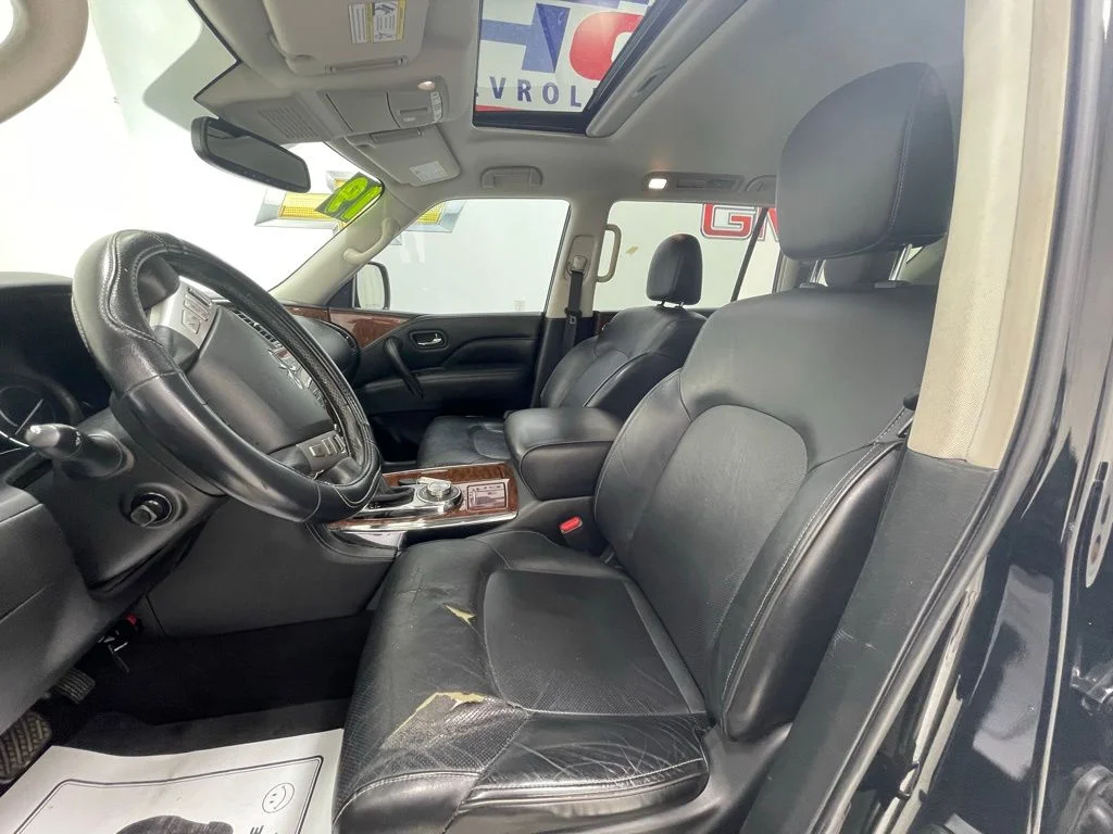 Used 2019 Black INFINITI LUXE image 15