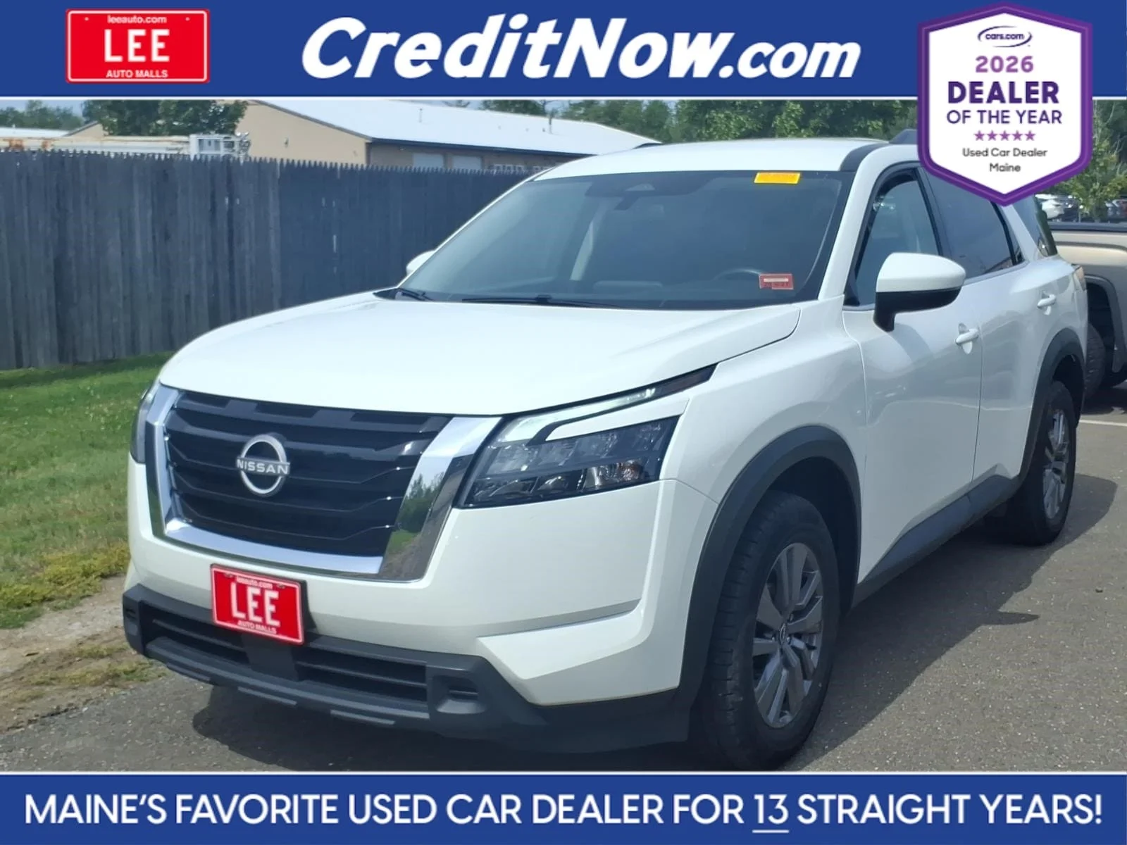 Used 2025 Glacier White Nissan SV image 1