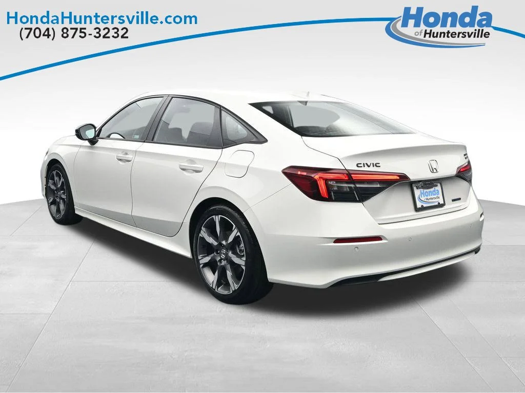 Certified Used 2026 Platinum White Pearl Honda 2WD Sport Touring Hybrid image 6