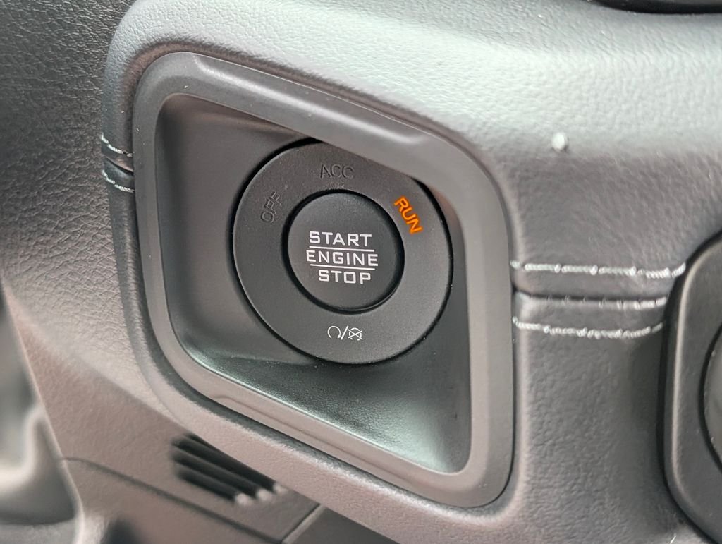 2025 Jeep Wrangler 4-Door Rubicon - Photo 29