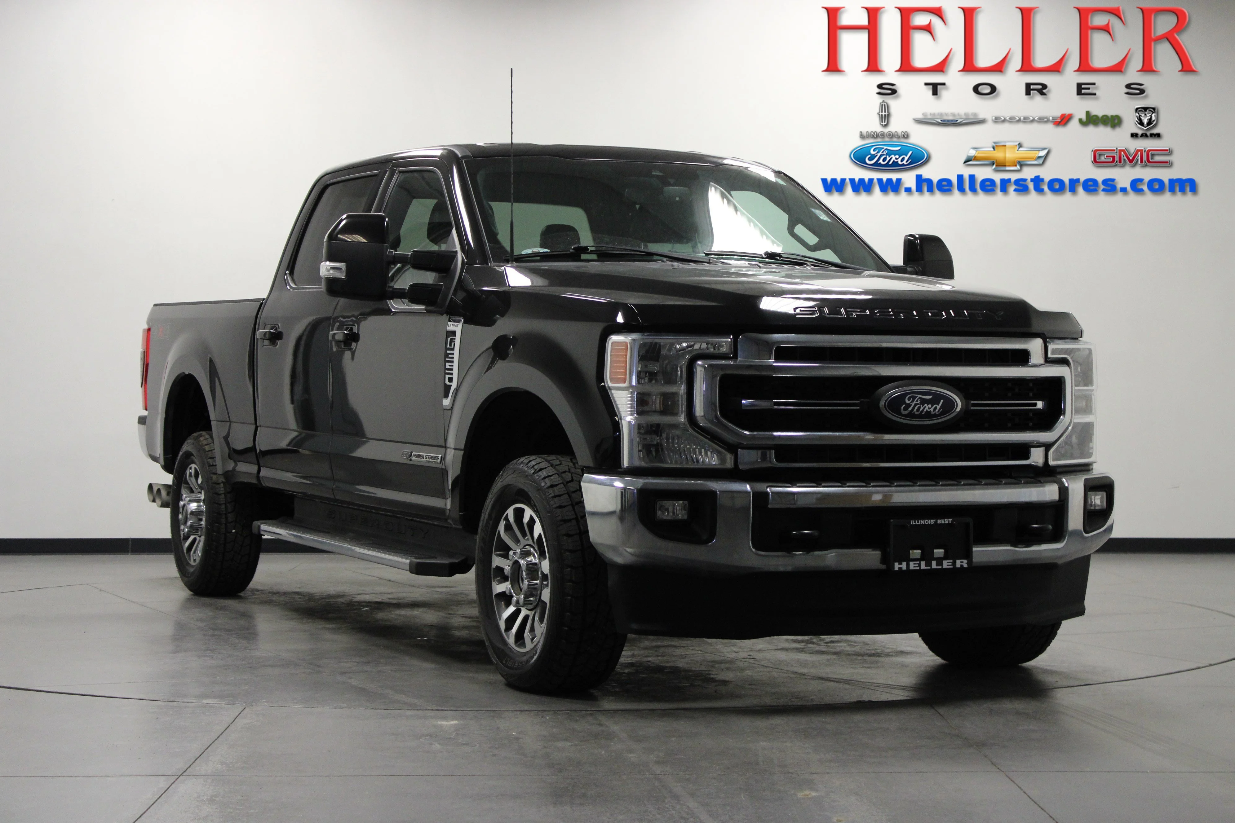 Used 2022 Agate Black Metallic Ford Lariat image 1