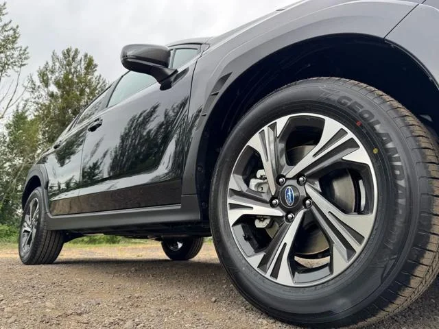 New 2026 CRYSTAL BLACK SILICA Subaru Premium image 45
