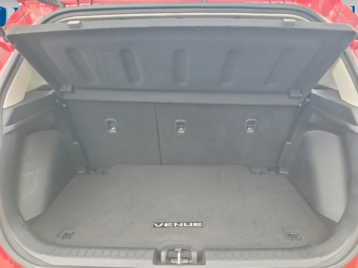 Used 2025 Ultimate Red Hyundai SEL image 12