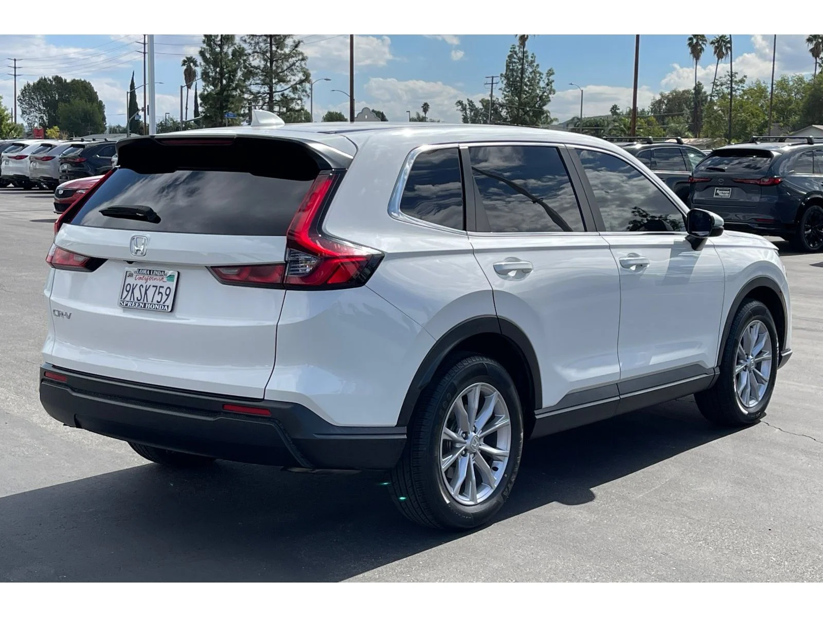 Used 2024 Platinum White Pearl Honda EX image 6
