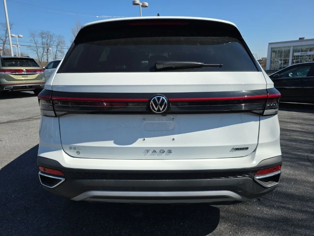 2026 Volkswagen Taos SEL - Photo 6