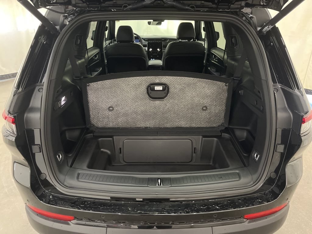 2025 Jeep Grand Cherokee L Altitude - Photo 18