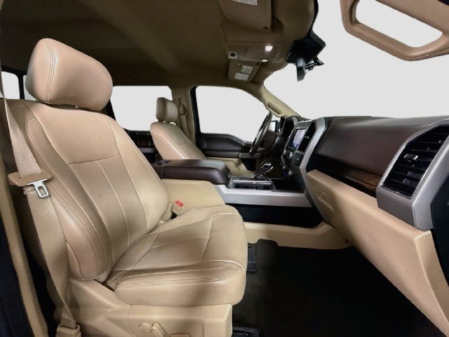 Used 2020 Blue Jeans Metallic Ford LARIAT image 25