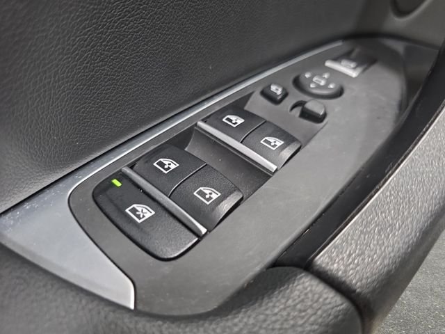 Used 2019 Silver BMW xDrive30i image 25