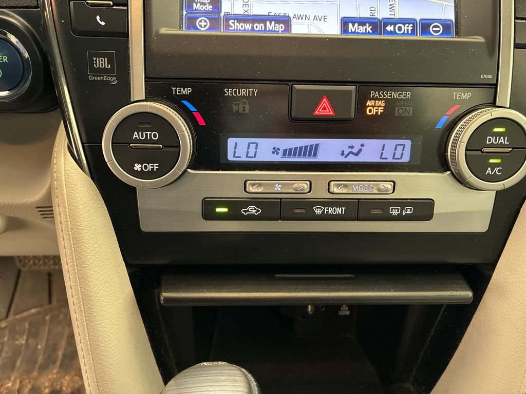 Used 2012 Black Toyota XLE image 15