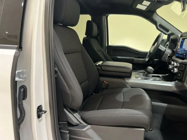 New 2026 Oxford White Ford XLT image 50