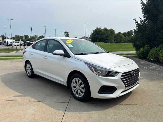 2022 Hyundai Accent SE - Photo 32