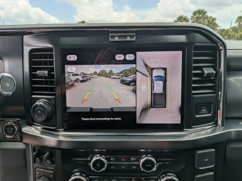 New 2026 Glacier Gray Metallic Tri-Coat Ford F-250® Lariat® image 25