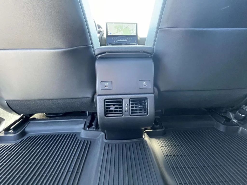 Used 2025 Heavy Metal Toyota XLE image 5