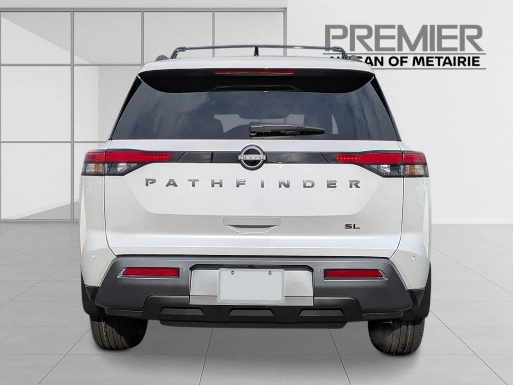 New 2026 Everest White Pearl TriCoat Nissan SL image 3