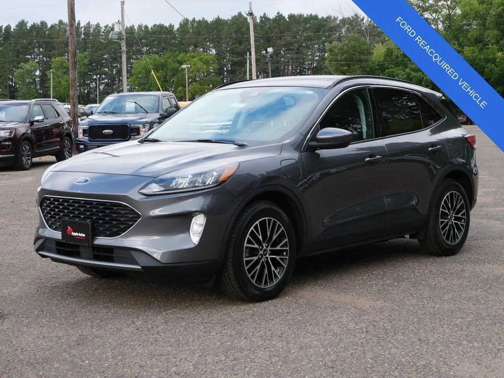 Used 2022 Ford Escape SEL with VIN 1FMCU0KZ7NUA28046 for sale in White Bear Lake, Minnesota