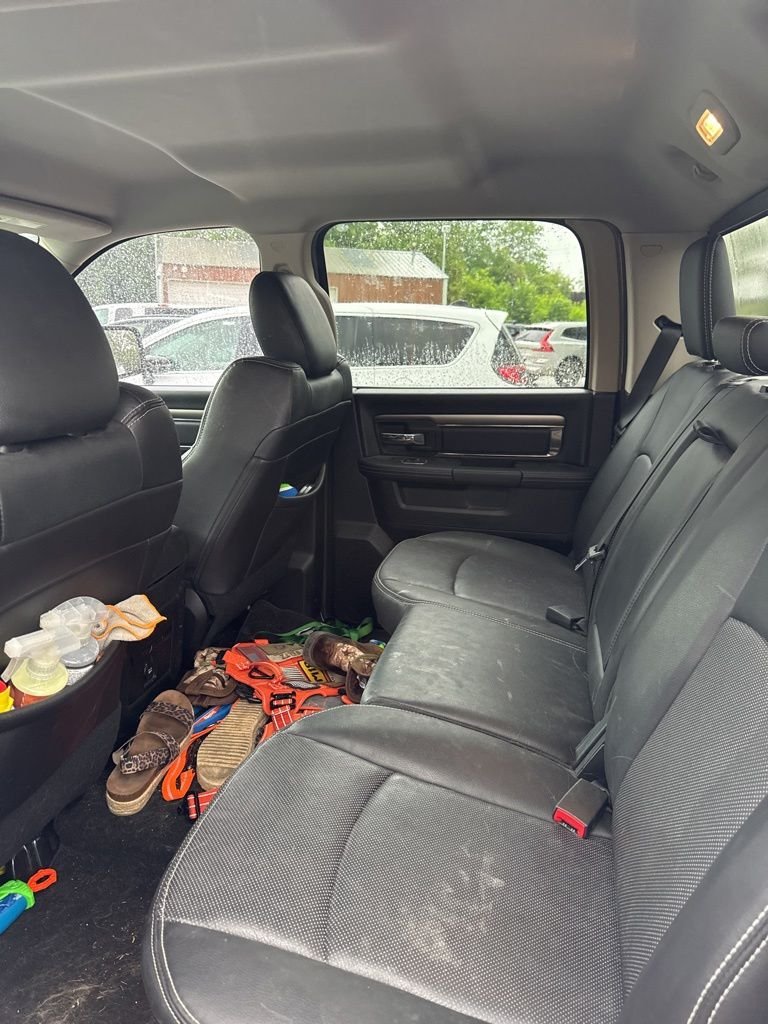 Used 2015 White Ram Sport image 4