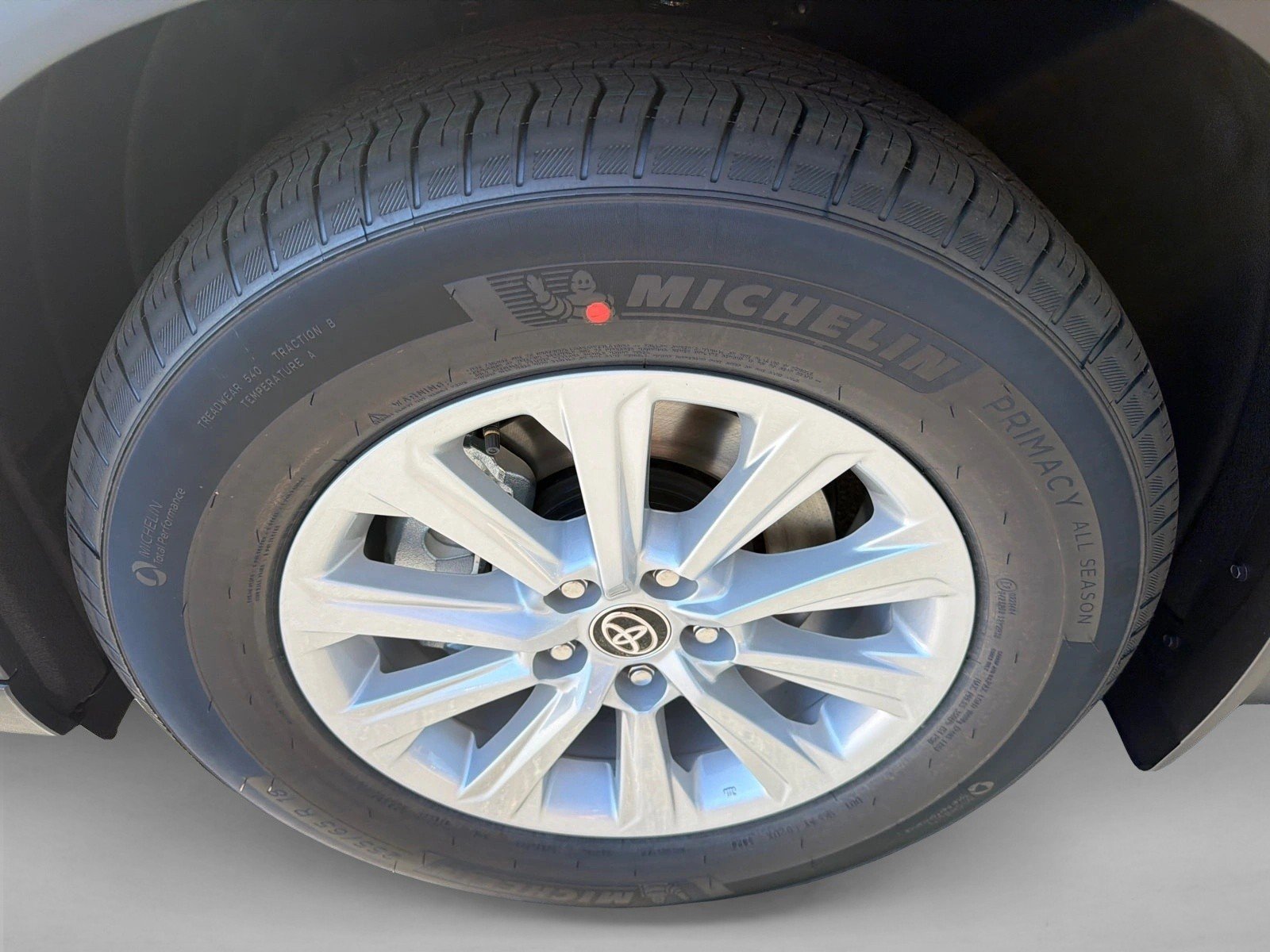 New 2026 Wind Chill Pearl Toyota XLE image 11