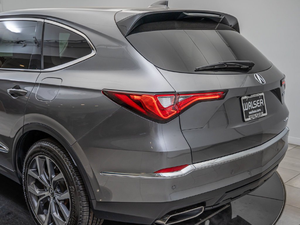 Used 2024 Liquid Carbon Metallic Acura Technology image 19