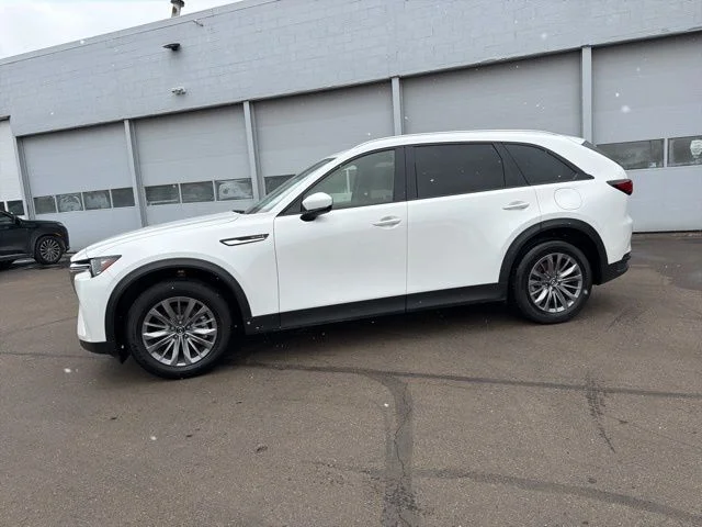 2025 Mazda CX-90 Preferred Package - Photo 18