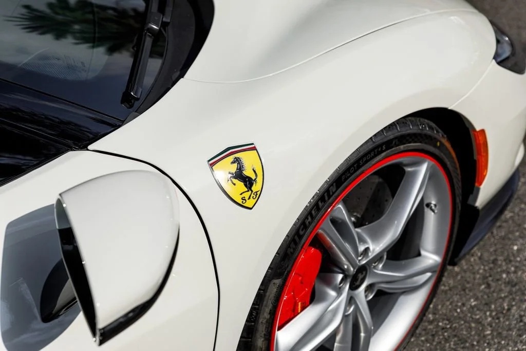 Used 2024 Bianco Avus Ferrari  image 32