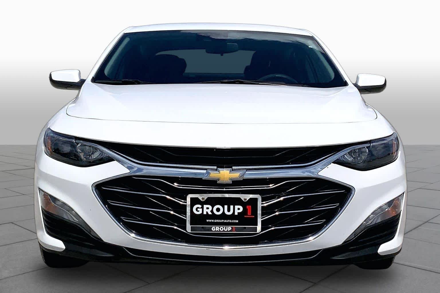 Used 2023 Summit White Chevrolet LT image 4