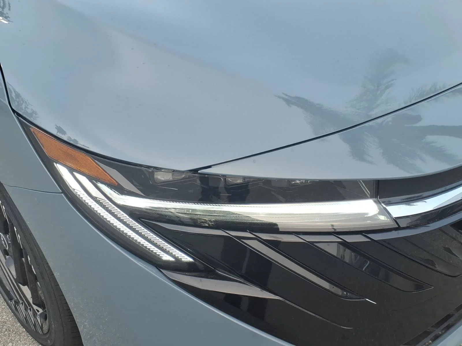 New 2026 Atlantic Gray Metallic Nissan SR image 3
