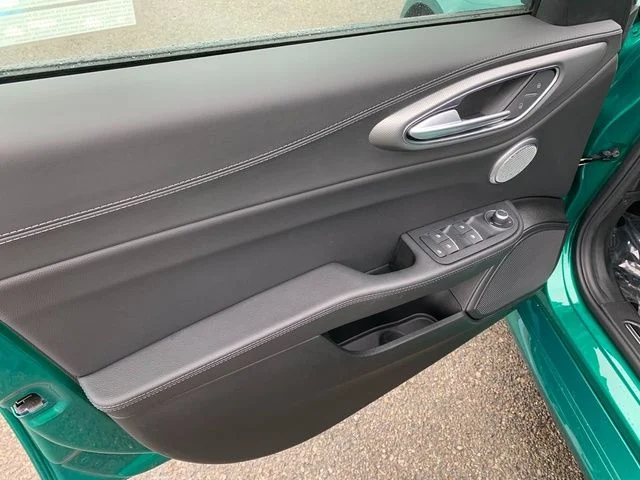New 2026 Verde (Green) Fangio MetallicExterior Paint Alfa Romeo Veloce AWD image 16