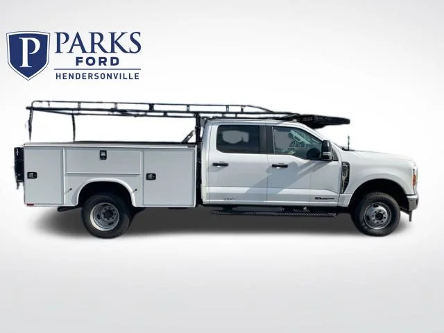 2024 Ford Chassis Cab F-350® XL