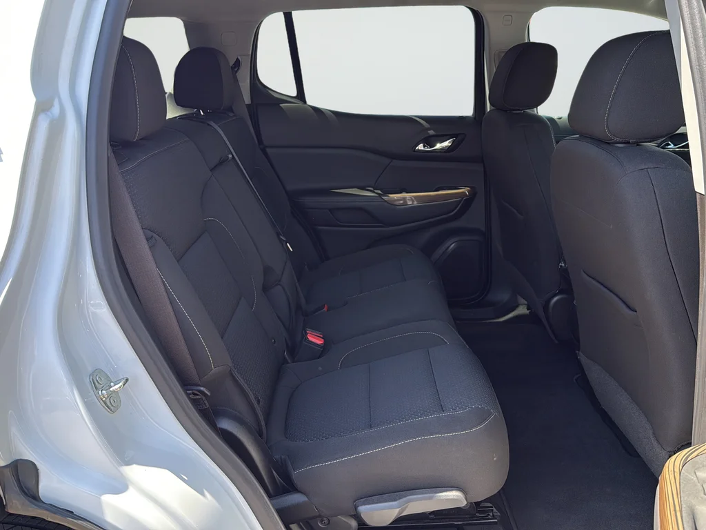 Used 2023 White GMC SLE image 14