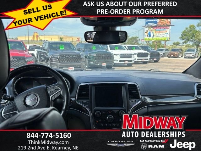Used 2018 Silver Jeep Overland image 5