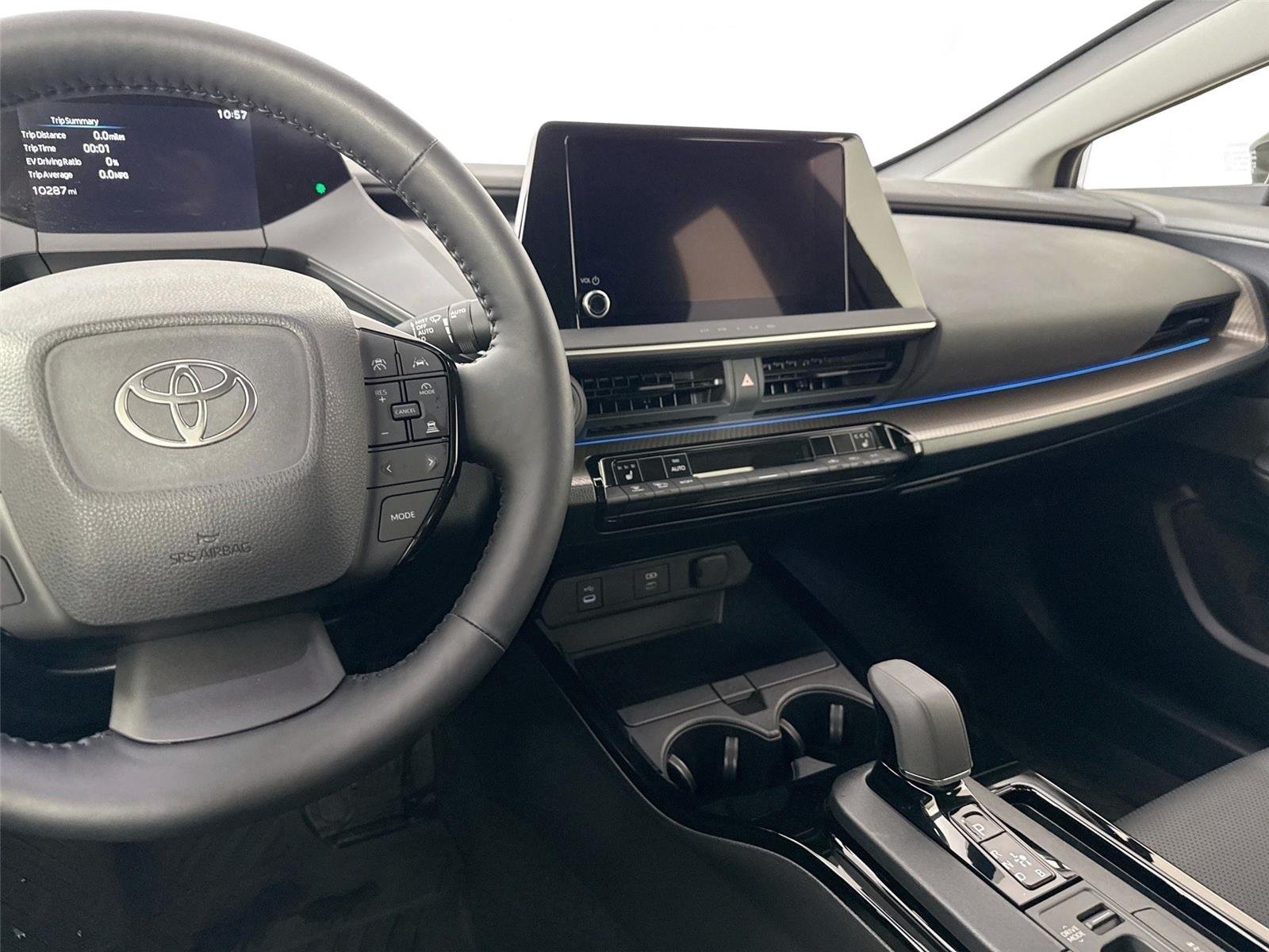 Certified Used 2025 Cutting Edge Toyota XLE image 32